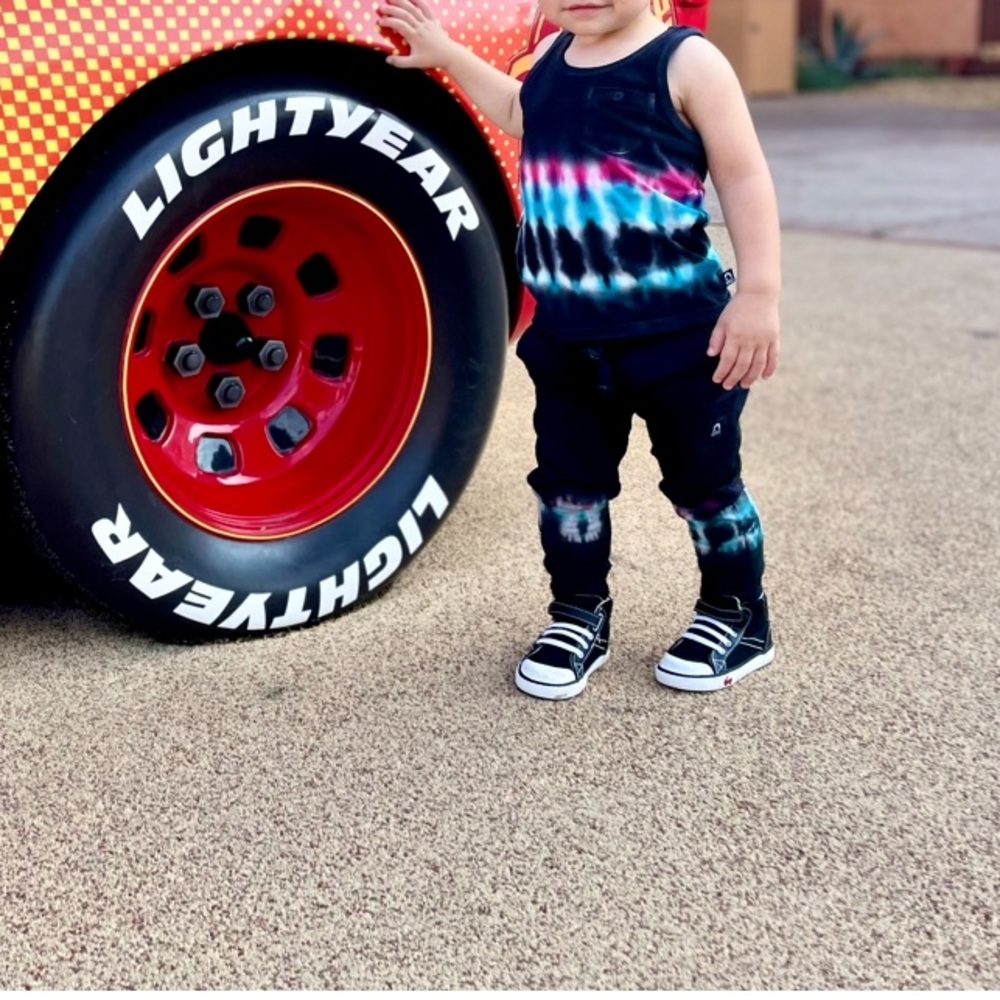 Rags to Raches tank and jogger set